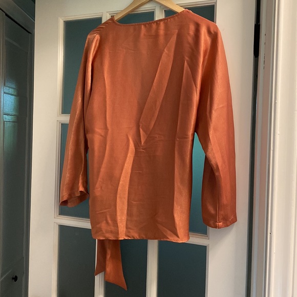 Zara gorgeous wrap top - Picture 3 of 6